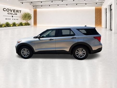 Used 2021 Ford Explorer 2WD image 6