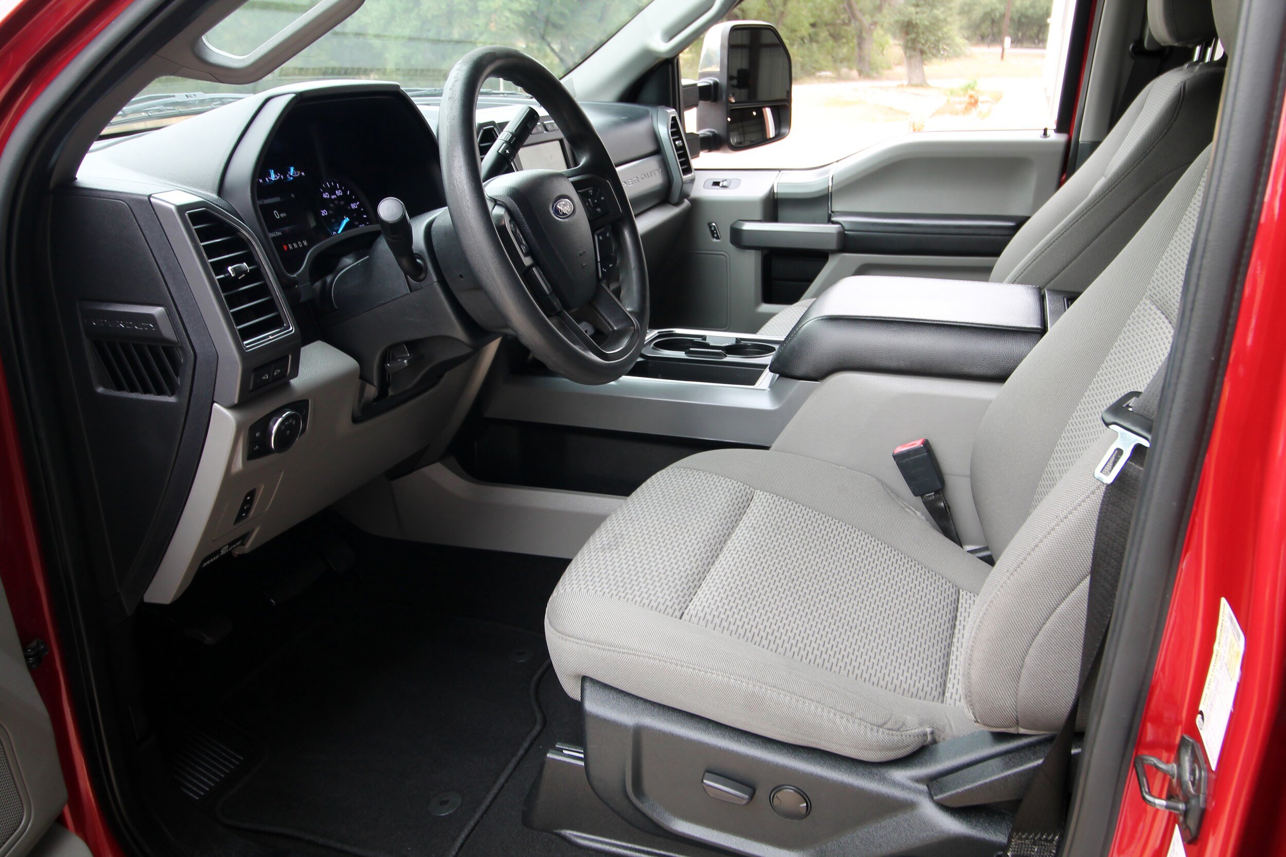 Used 2020 Ford F250 XLT w/ XLT Premium Package AWD/4WD image 21