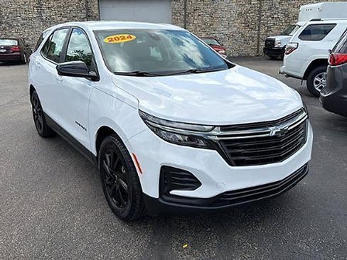 Used 2024 Chevrolet Equinox LS w/ Sport Edition FWD image 1