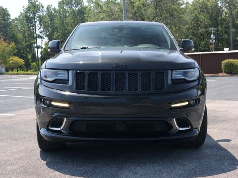 Used 2016 Jeep Grand Cherokee SRT w/ Trailer Tow Group IV AWD/4WD image 8