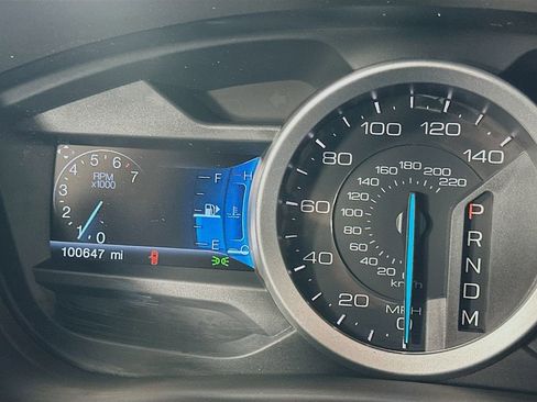 Used 2015 Ford Explorer XLT w/ Equipment Group 201B image 12