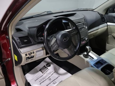 Used 2011 Subaru Outback 2.5i Premium AWD/4WD image 16