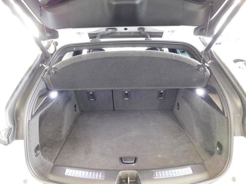 Used 2019 Cadillac XT4 Sport w/ Enhanced Visibility Package AWD/4WD image 18