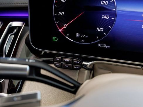 Used 2023 Mercedes-Benz S 580 S 580 image 17