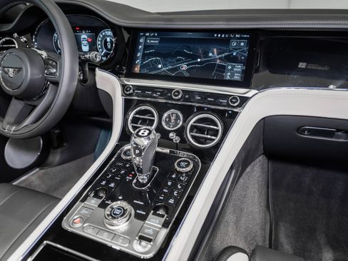 New 2026 Bentley Continental GTC AWD/4WD image 29