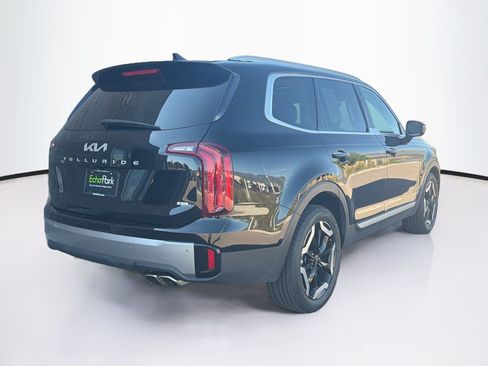 Used 2025 Kia Telluride S AWD/4WD image 9