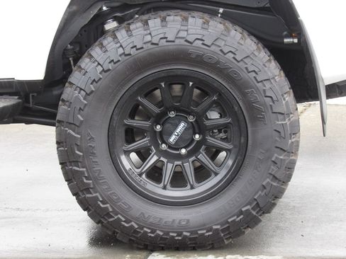 Used 2022 Toyota 4Runner SR5 Premium w/ TRD Black Wheel Package (TMS) AWD/4WD image 38