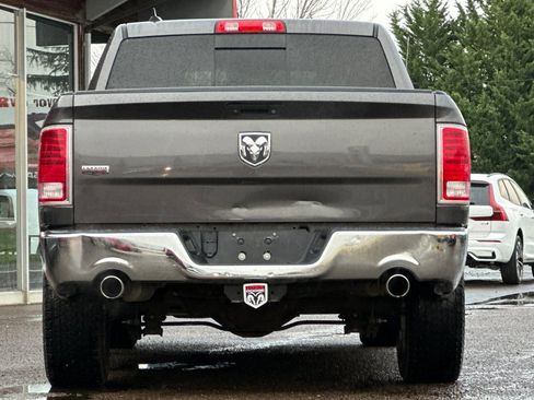 Used 2017 RAM 1500 Laramie w/ Convenience Group image 5