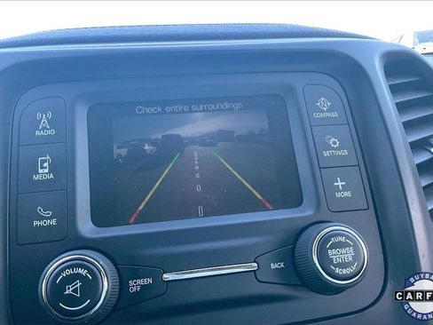 Used 2016 Jeep Cherokee Sport image 14