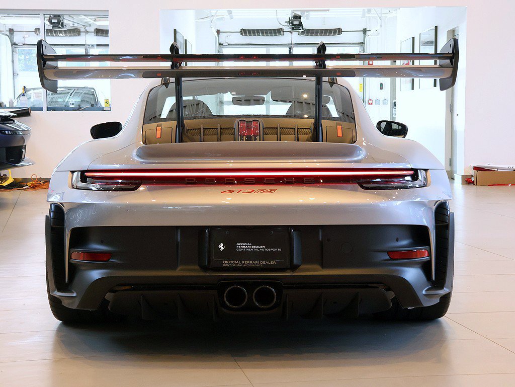 Used 2025 Porsche 911 GT3 RS RWD image 53