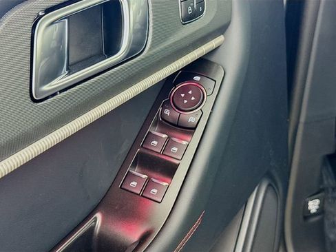 New 2026 Ford Explorer ST-Line w/ ST-Line Street Pack image 18