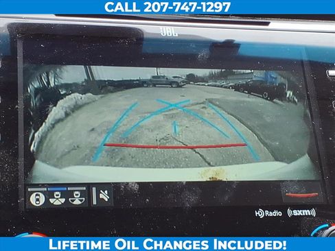 Used 2018 Toyota Camry image 18