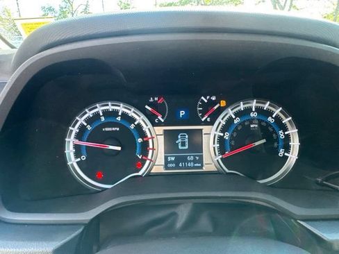 Used 2018 Toyota 4Runner SR5 Premium AWD/4WD image 14