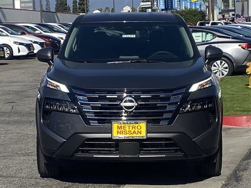 New 2026 Nissan Rogue SV image 6