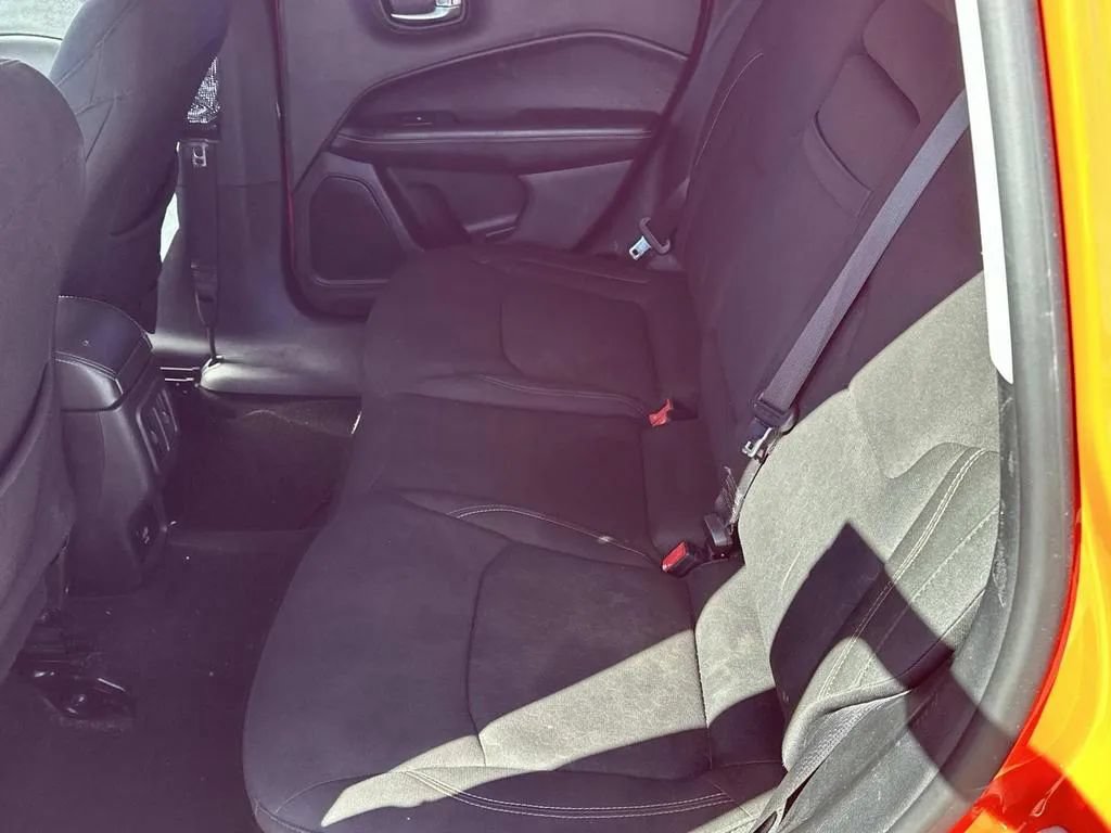 Used 2018 Jeep Compass Sport FWD image 17