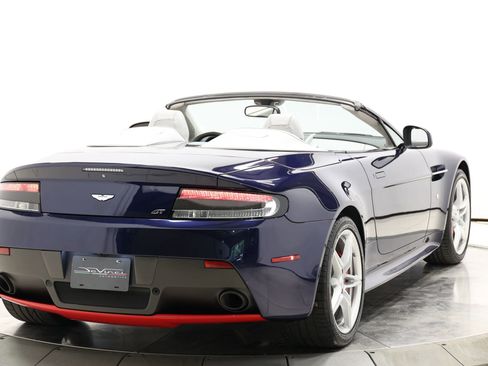 Used 2016 Aston Martin V8 Vantage GT RWD image 4