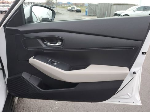 Certified 2023 Honda Accord LX image 36
