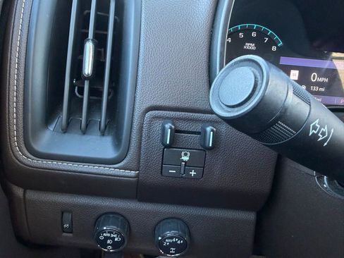 Used 2022 GMC Canyon Denali AWD/4WD image 18