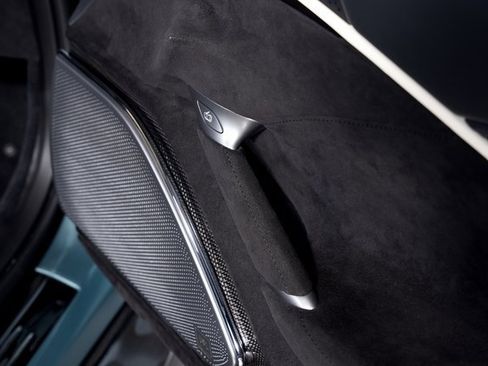 Certified 2024 Ferrari Roma Spider image 63