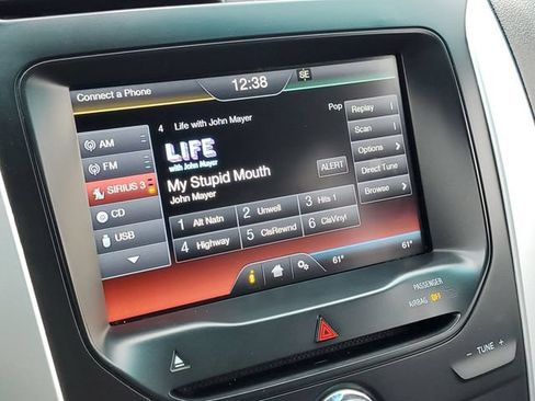 Used 2015 Ford Explorer XLT w/ Equipment Group 202A AWD/4WD image 17