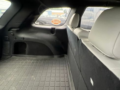 Used 2018 Jeep Grand Cherokee Limited AWD/4WD image 8