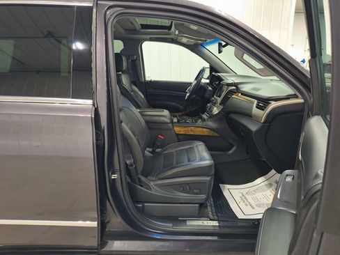 Used 2017 GMC Yukon Denali w/ Open Road Package AWD/4WD image 34