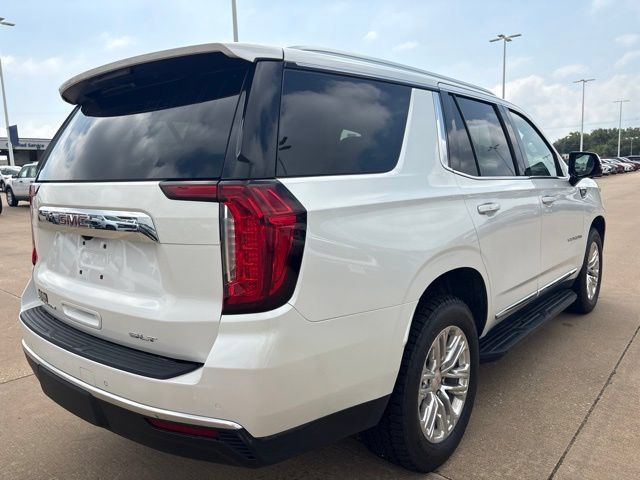 Used 2023 GMC Yukon SLT w/ SLT Premium Package AWD/4WD image 3