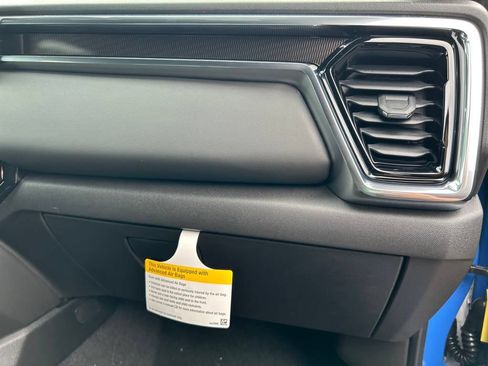 New 2026 GMC Canyon Elevation w/ Convenience Package RWD image 29