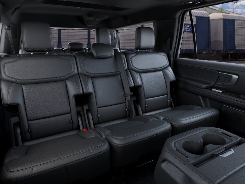 New 2027 Ford Expedition Max Platinum w/ Stealth Performance Package AWD/4WD image 13