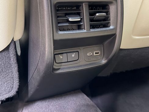 Used 2019 Cadillac XT4 Sport w/ Cold Weather Package AWD/4WD image 38