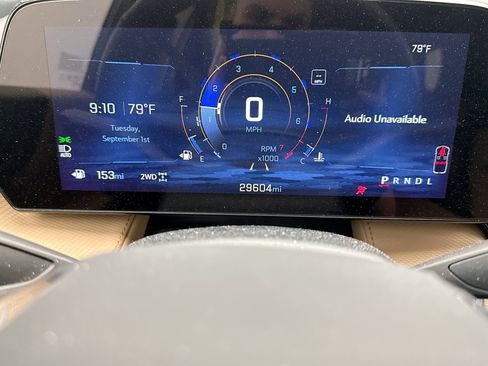 Used 2025 Chevrolet Equinox ACTIV w/ Safety and Technology Package AWD/4WD image 9