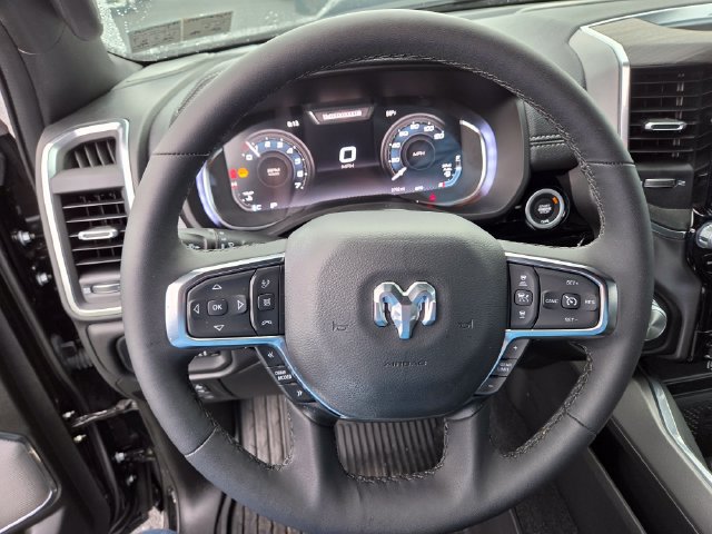 Used 2026 RAM 1500 Laramie AWD/4WD image 3
