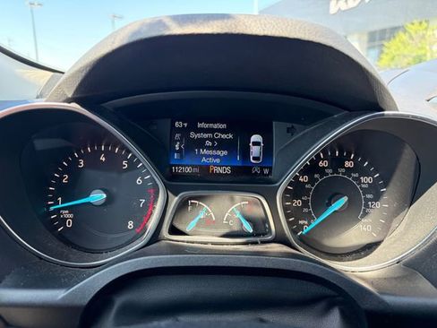 Used 2017 Ford Escape SE w/ Equipment Group 201A AWD/4WD image 15