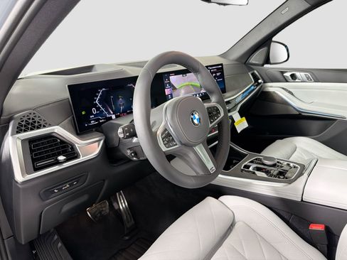 New 2026 BMW X5 xDrive40i image 9