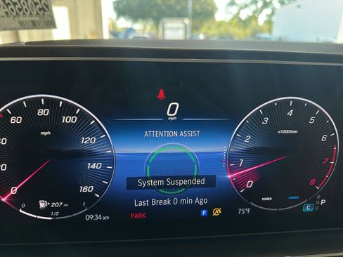 Used 2025 Mercedes-Benz GLE 350 4MATIC image 16