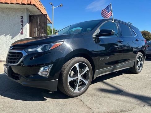 Used 2018 Chevrolet Equinox LT FWD image 1