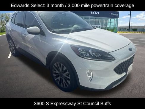 Used 2020 Ford Escape Titanium w/ Titanium Premium Package 2.0 AWD/4WD image 2