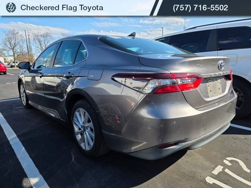 Used 2021 Toyota Camry LE image 4