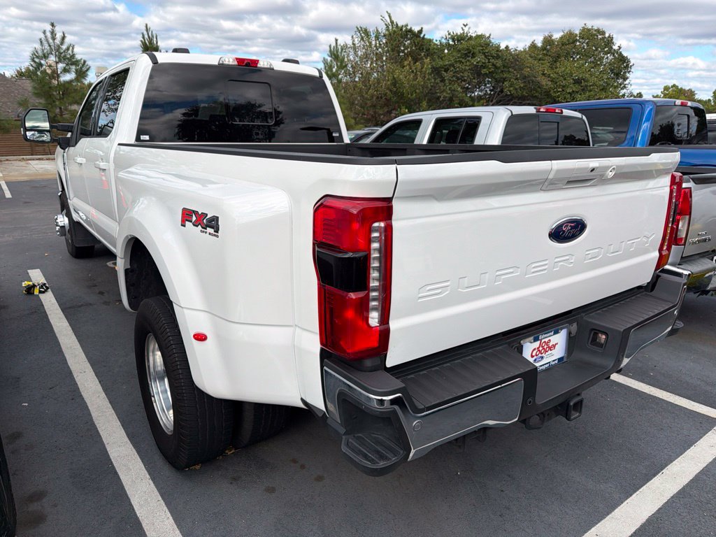 Used 2024 Ford F350 Lariat w/ Lariat Ultimate Package AWD/4WD image 7