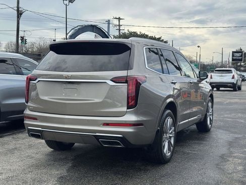 Certified 2023 Cadillac XT6 Premium Luxury image 8