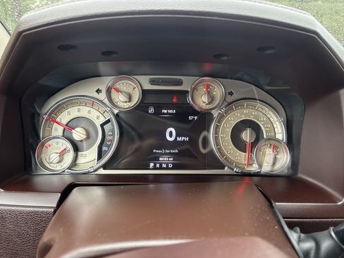 Used 2017 RAM 3500 Laramie Longhorn RWD image 21