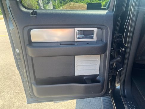 Used 2014 Ford F150 FX4 w/ Equipment Group 402A Luxury image 32