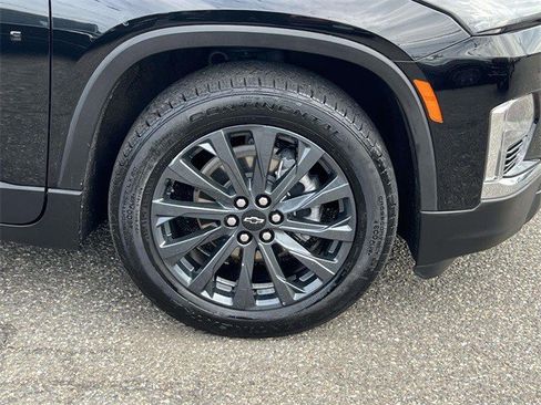 Certified 2023 Chevrolet Traverse RS image 11