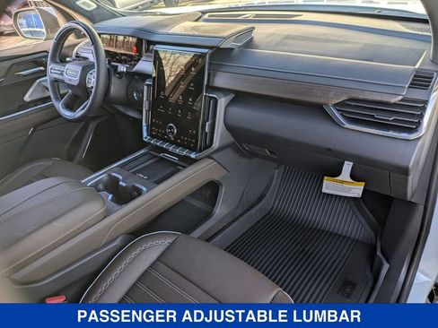 New 2026 GMC Acadia Denali Ultimate w/ LPO, Floor Liner Package image 42