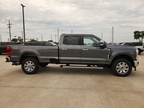 New 2026 Ford F350 Lariat w/ Chrome Package AWD/4WD image 7