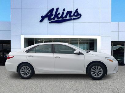 Used 2016 Toyota Camry LE