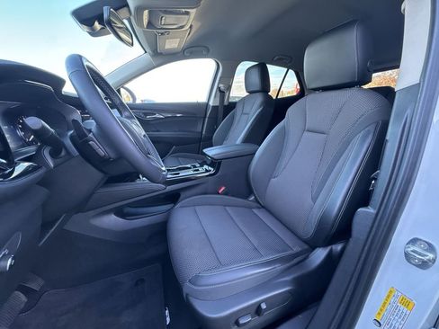 Used 2022 Buick Envision Preferred image 18
