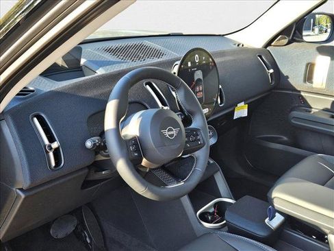 Used 2025 MINI Cooper Countryman S image 3