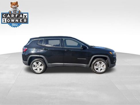 Used 2022 Jeep Compass Latitude image 4