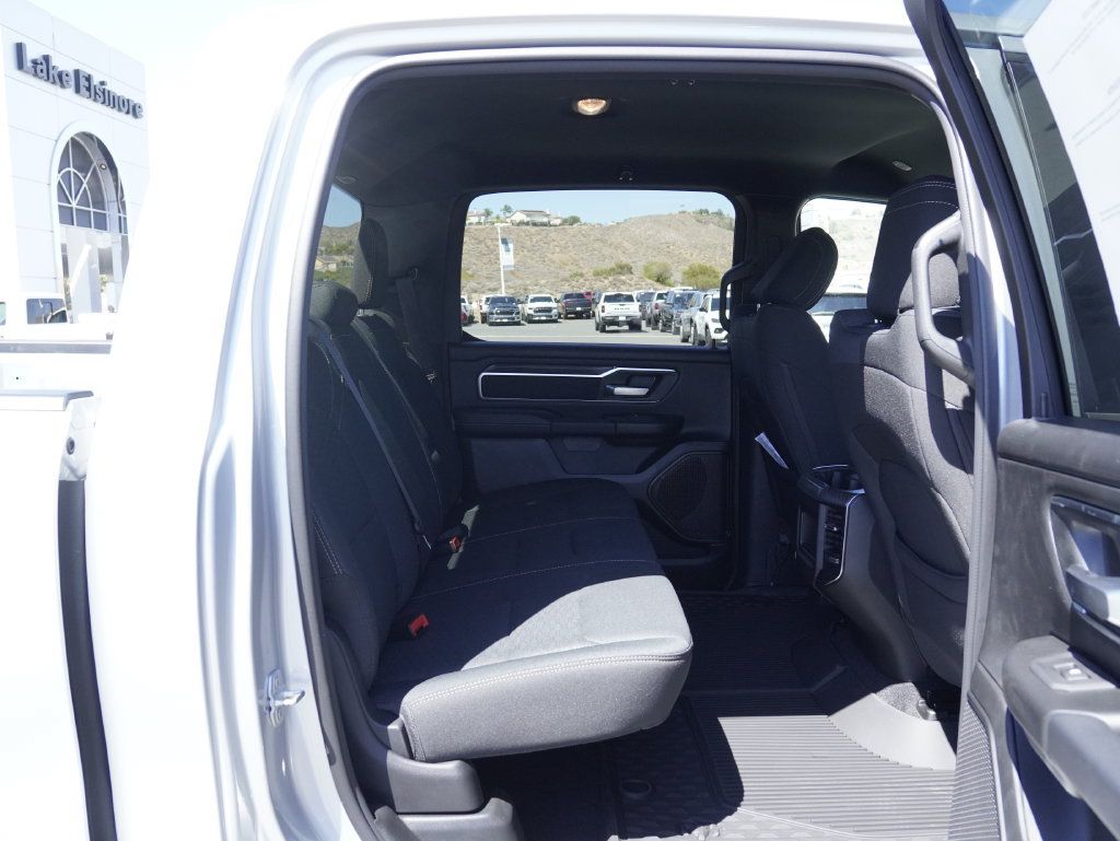 New 2026 RAM 1500 Big Horn w/ Sport Appearance Package AWD/4WD image 31